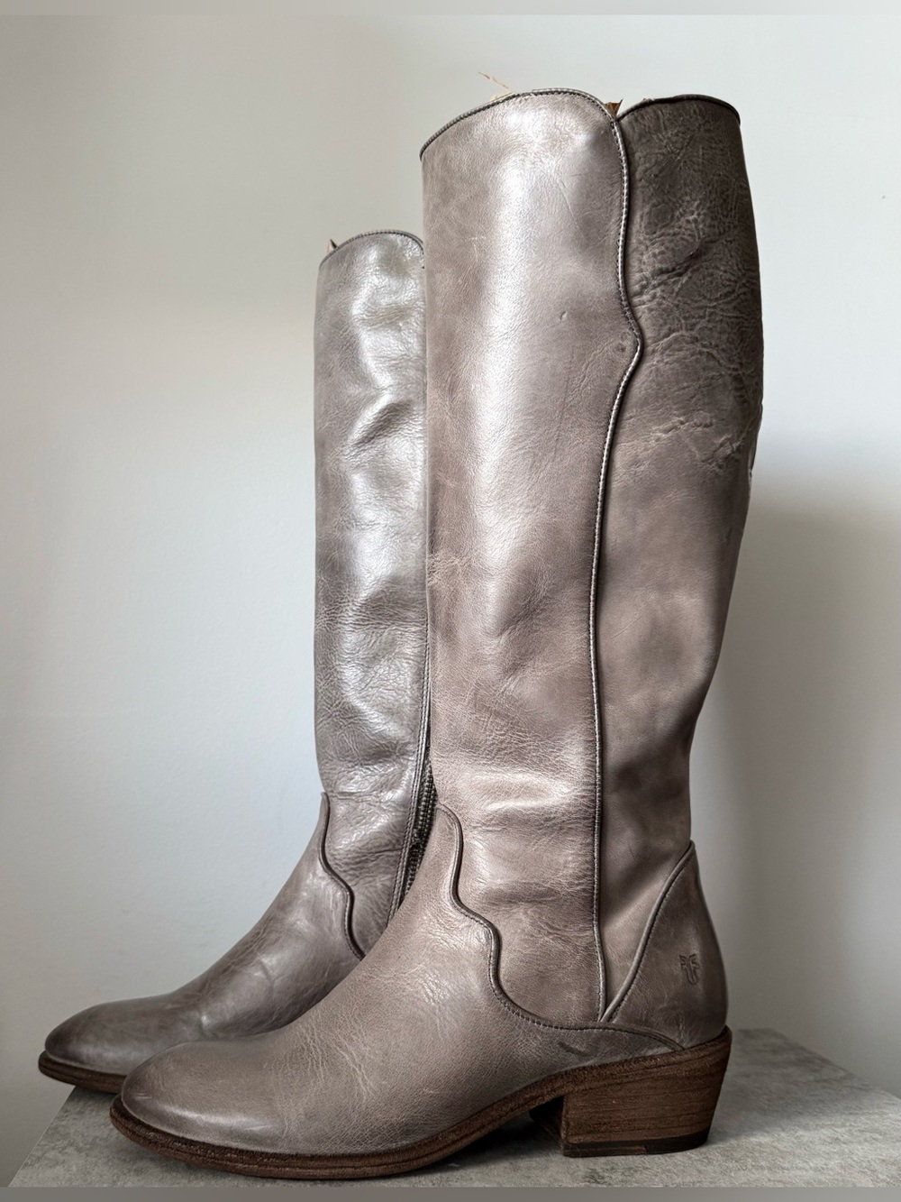 Frye Carson Piping Wide Calf Knee High Leather Boots Wmns 8